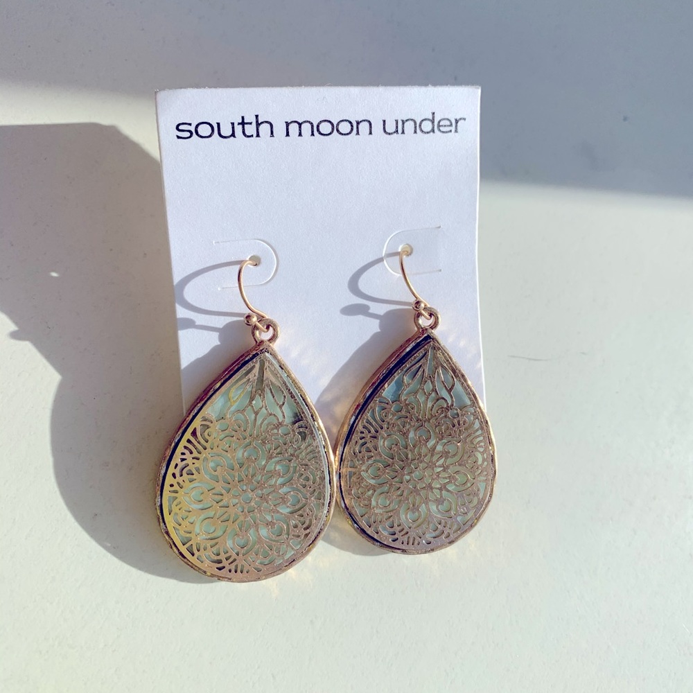 South moon under earrings